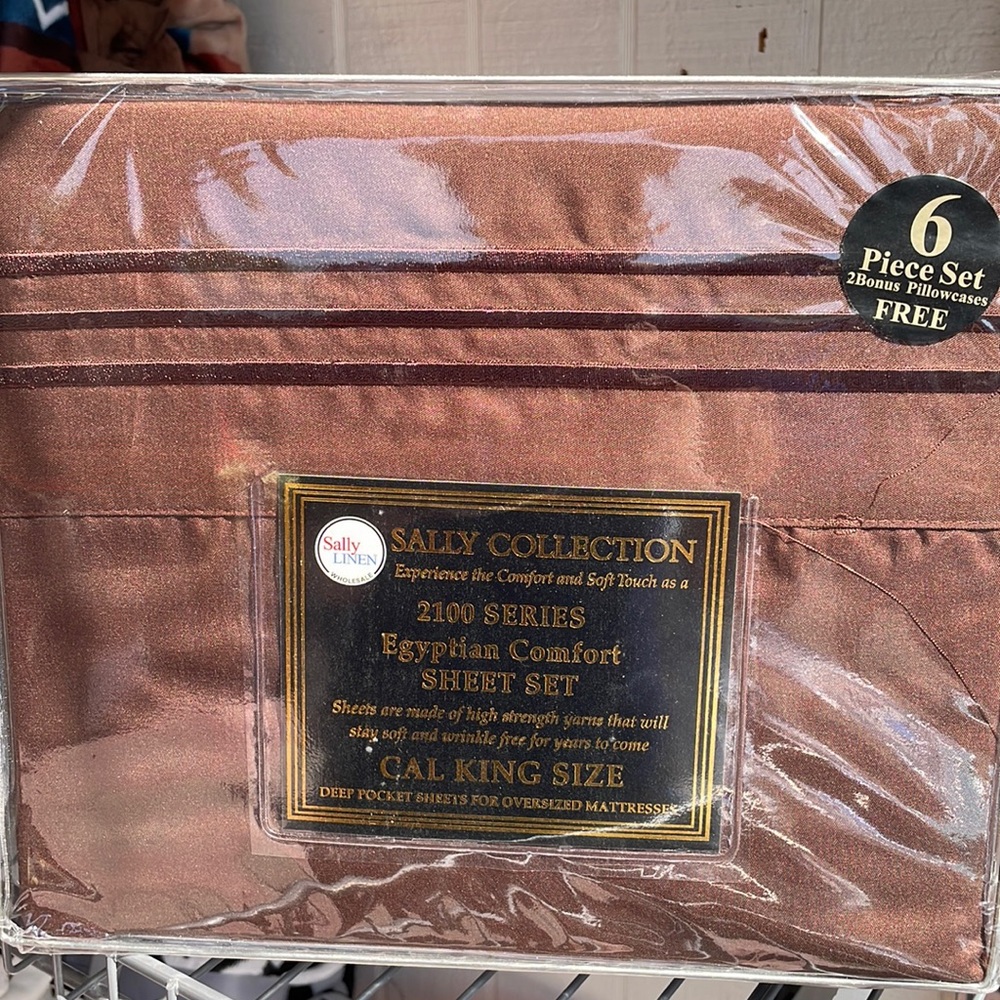 Brand New California King bedding sheet set, deep pockets, 6PCS,Dark Brown